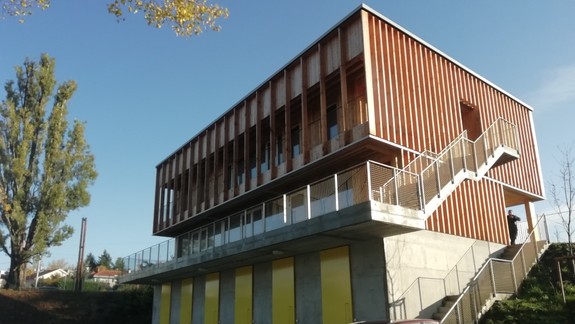 FOTO: Navštívili sme novú lodenicu v Karloveskej zátoke. Bude slúžiť aj širokej verejnosti