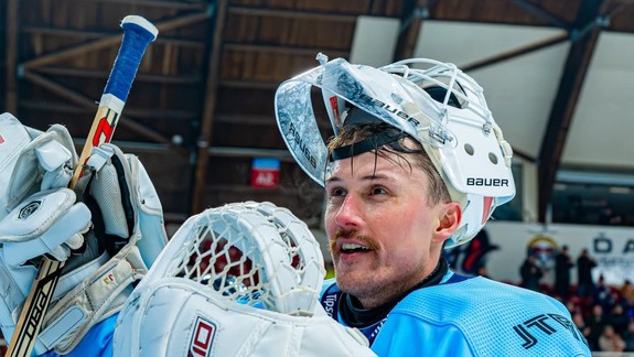 Hokej: Slovan vyhral v  Banskej Bystrici 3:2