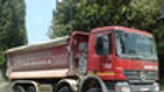 Majú problémy s parkovaním nákladných vozidiel