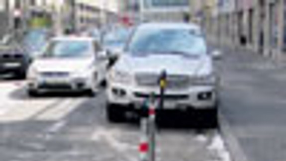 Hoci je horúce leto, na Gorkého ulici snežilo