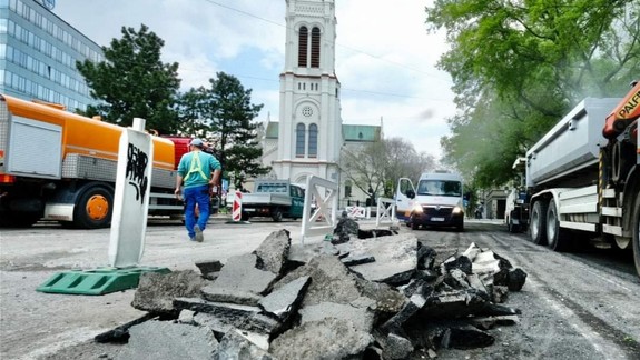 Bratislava preberá do správy parkoviská na Floriánskom a Americkom námestí