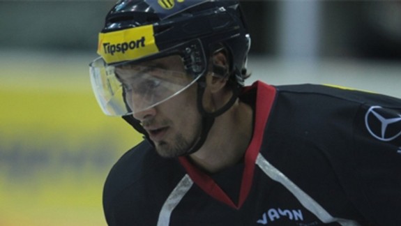 Miroslav Šatan si v zápase s Trenčínom zranil koleno