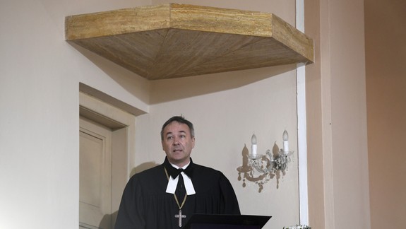 Evanjelici Bratislavského seniorátu dnes smerujú do Modry, kázať im bude biskup z Rakúska