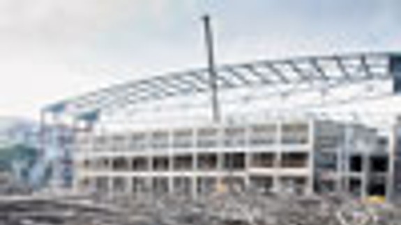 Hroby boli aj pod zimným štadiónom