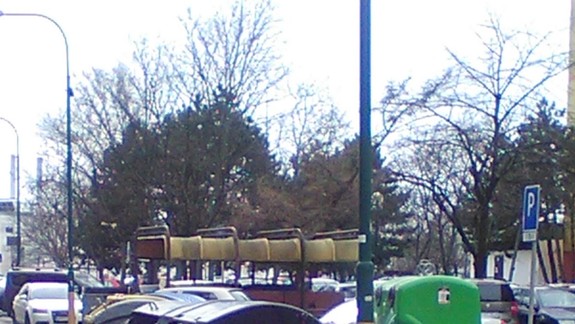 Polozapustené kontajnery majú veľa výhod: Najdôležitejšia je čistota a hygiena