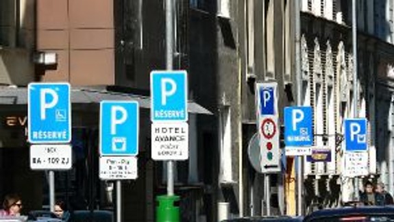 V Starom Meste rozširujú rezidenčné zóny - na ktorých uliciach sa bude dať zaparkovať?