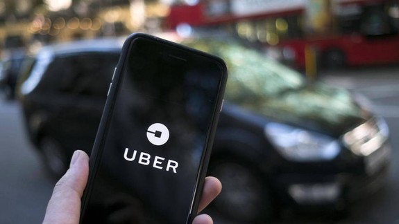 Vodička UBER-u na rovinu o tom, prečo je v Bratislave táto služba populárnejšia než klasické taxíky