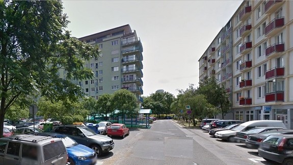 Vykradli byt na J. C. Hronského: Zlodej sa doň vyšplhal po rímse