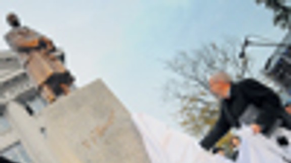 Samospráva Starého Mesta dotvorila pamätník