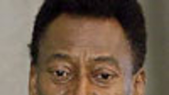 Pelé: Náš veniec na hrobe Popluhára chýbať nebude