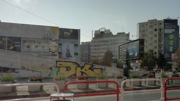 Stopne obnovu Kamenného námestia súdny spor?