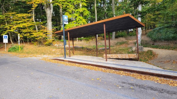 Kamzík, jeden zo vstupov do lesoparku, prešiel za dva roky premenou