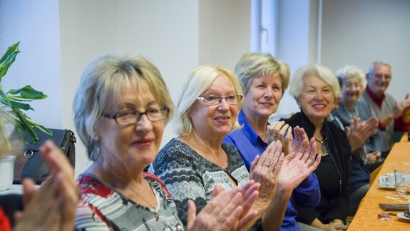 Petržalka sa snaží venovať seniorom pozornosť počas celého roka