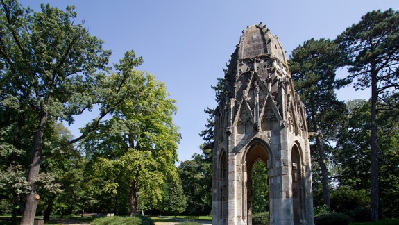 V Sade Janka Kráľa sa začali reštaurátorské práce na gotickej veži
