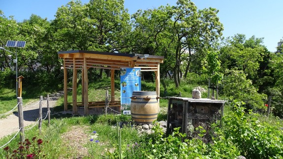 Unikátny altánok v Karlovej Vsi bude motivovať deti k ekologickému správaniu