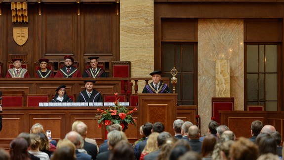 Najvyššia vzdelanostná úroveň je v Bratislavskom kraji