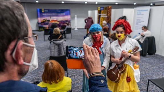 Koronavírus: Od pondelka sa spúšťa očkovanie treťou dávkou pre neplnoleté deti
