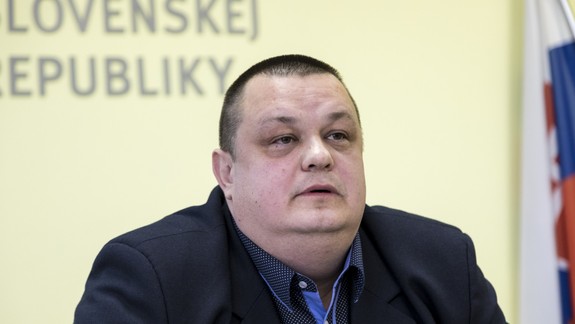 Hlavný hygienik uisťuje: Koronavírus na Slovensku potvrdený zatiaľ nebol