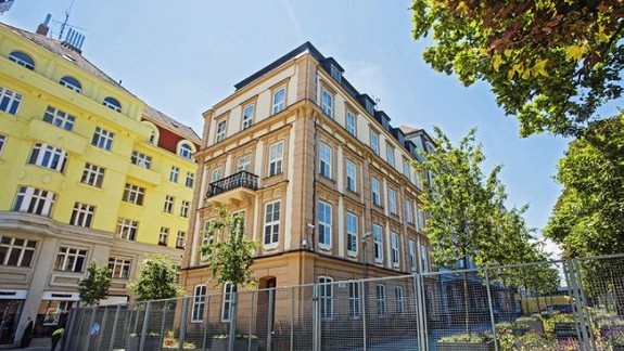 Kocúrkovo v Bratislave – americká ambasáda okupuje pozemky už rok protiprávne!