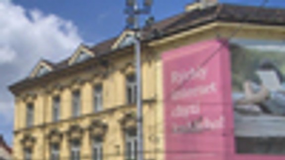 Tabuľa zmizla, budova pri Štefánke straší