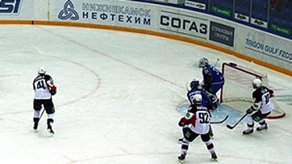 HC Slovan prehral v Nižnekamsku 3:4 po predĺžení