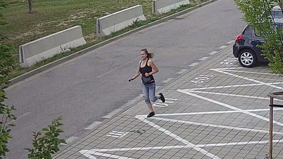 Polícia zisťuje, kto prepadol a okradol 85-ročného starčeka. Mohla tento čin spáchať žena?