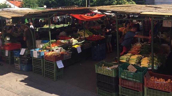 FOTO: Starosta Števčík bol nakupovať na trhovisku Žilinská. Čo tam chce zmeniť?