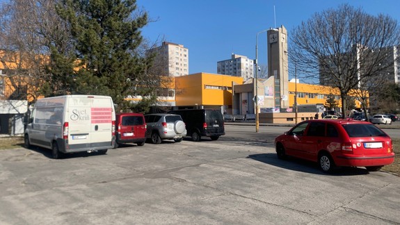 Rekonštrukcia nákupného centra: Budú hodiny na ovsištskej veži opäť ukazovať čas? Hlasujte v ankete