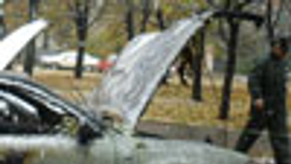 Samospráva nereagovala na zhorené auto