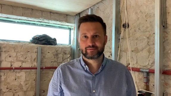 VIDEO Primátor Vallo: 10 rokov zatvorené toalety v Sade Janka Kráľa sprístupnime už čoskoro