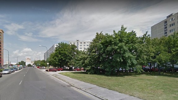 Tragédia na Vyšehradskej: Dôchodca neprežil pád z okna