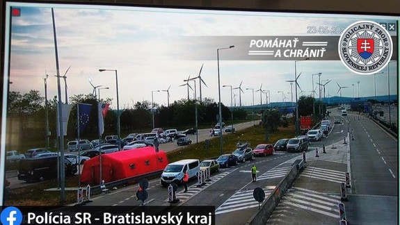 Hraničný priechod s ČR na D2 bude minimálne do 12.00 h neprejazdný
