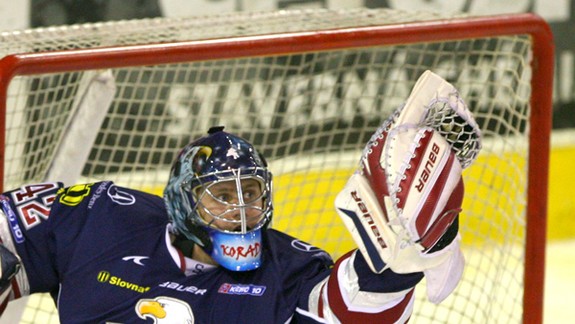 HC Slovan vykročil za titulom, zdolal majstra