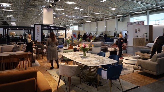 V Inchebe sa začal veľtrh nábytku a interiéru aj Veľtrh bývania a nehnuteľností