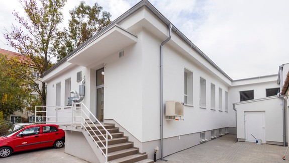 Nové Mesto investovalo do ďalšej školy. ZŠ s MŠ Sibírska má novú jedáleň aj priestory pre žiakov