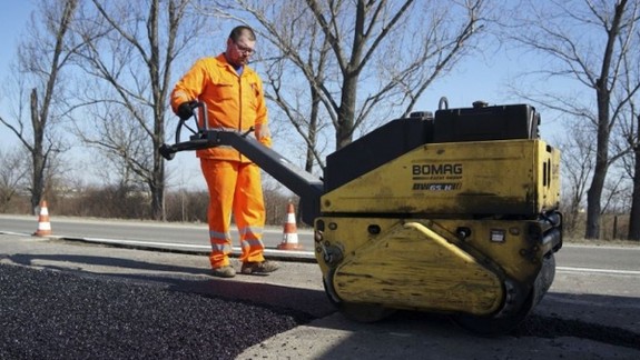 Oprava výtlkov na Račianskej ulici stála 690-tisíc eur