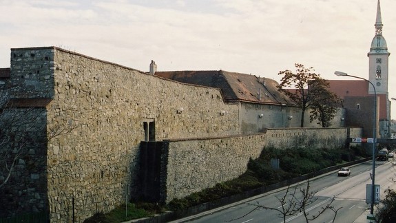 Živé miesta: Architekti navrhnú prepojenie podhradia a centra, skvalitnenie zóny Zochova