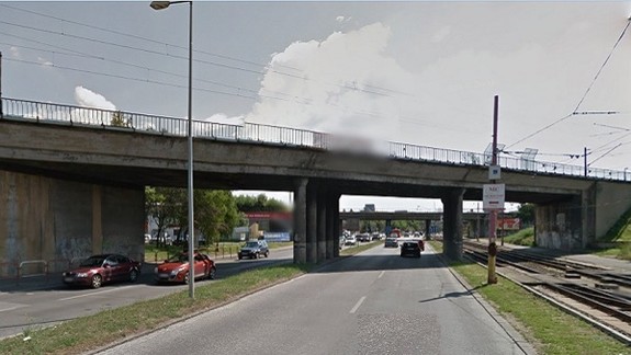 Nehoda na Račianskej: Vodič narazil do nadjazdu, je ťažko zranený