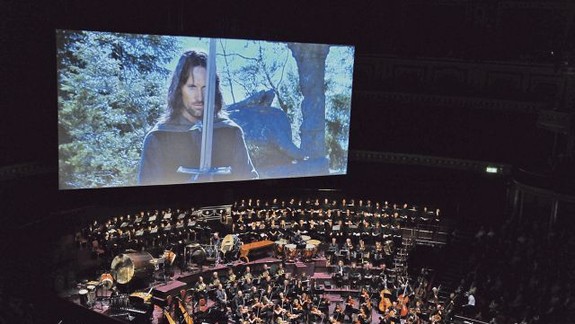 Pán prsteňov bude pre milovníkov filmu, ale aj symfonickej hudby
