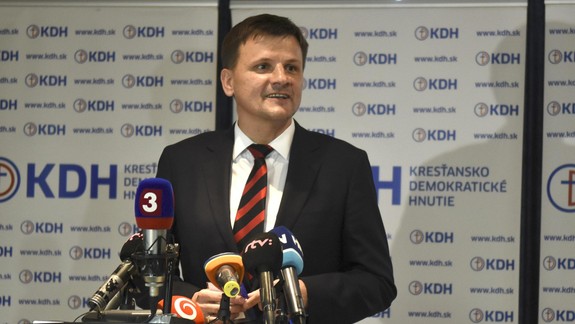 KDH stále nepovedalo, koho postaví do prezidentských volieb, rozhodne Rada