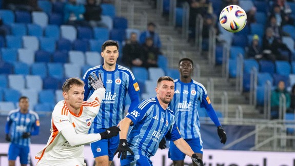 Futbal: Slovan prekvapivo podľahol na Tehelnom poli Ružomberku 1:2
