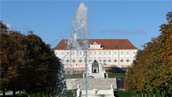V piatok sa dá do Schlosshofu dostať lacnejšie