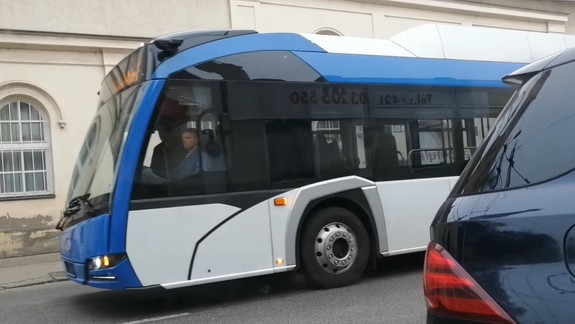 V DPB vládne spokojnosť - megatrolejbus sa pri testovaní v bratislavskej MHD osvedčil...