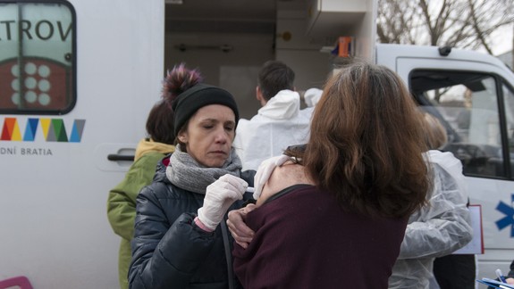 Dobrovoľní lekári zaočkovali bezdomovcov proti žltačke typu A