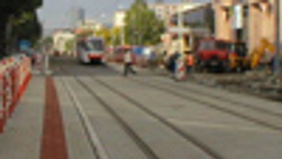 Trať na Krížnej chcú opraviť do septembra