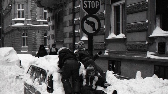 Presne pred 30 rokmi zažila Bratislava najväčšiu snehovú kalamitu