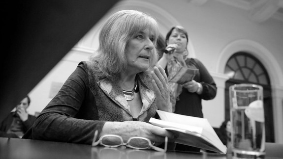 Smutná  správa: Vo veku 82 rokov zomrela Oľga Feldeková