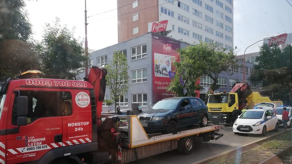Auto vám už neodtiahne súkromná firma, ale po novom bratislavský dopravný podnik