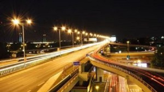 Mesto spúšťa tender na nového prevádzkovateľa verejného osvetlenia