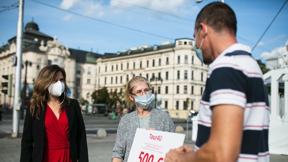 FOTO: Kam pôjdu peniaze, ktoré sa podarilo získať prevádzkou vyhliadkového kolesa na nábreží?